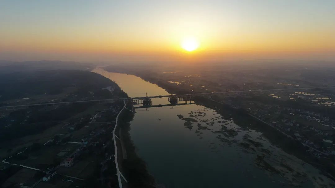 常益長鐵路等級為客運專線設(shè)計速度為公里小時圖片
